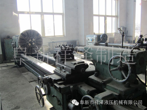 普車CW6163C 最大工件長度3米、最大工件回轉(zhuǎn)直徑630mm